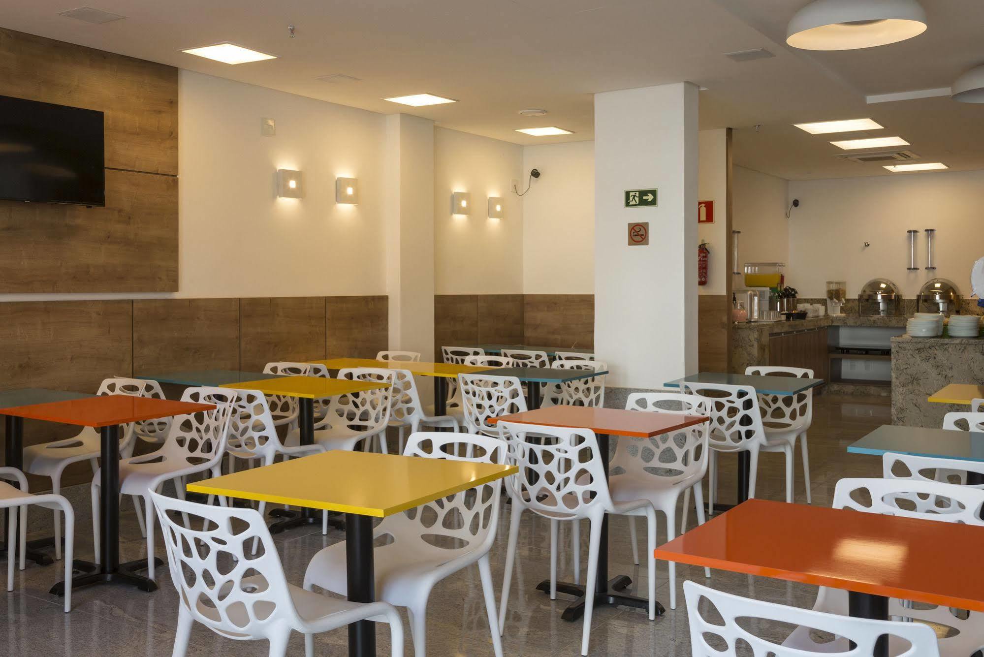 Go Inn Vitoria Bagian luar foto
